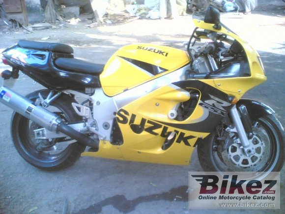 1999 suzuki gsx-r 600 photo